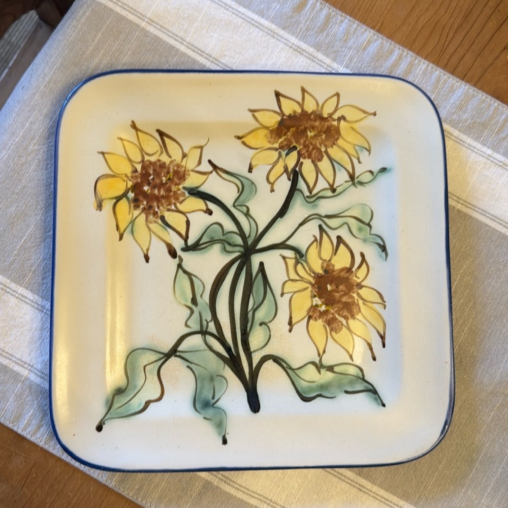 Clouds Folsom Pottery Sunflower Plate